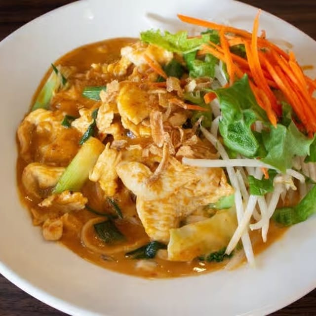 N6. *Mee Ka Ti (Evil Jungle Noodles).