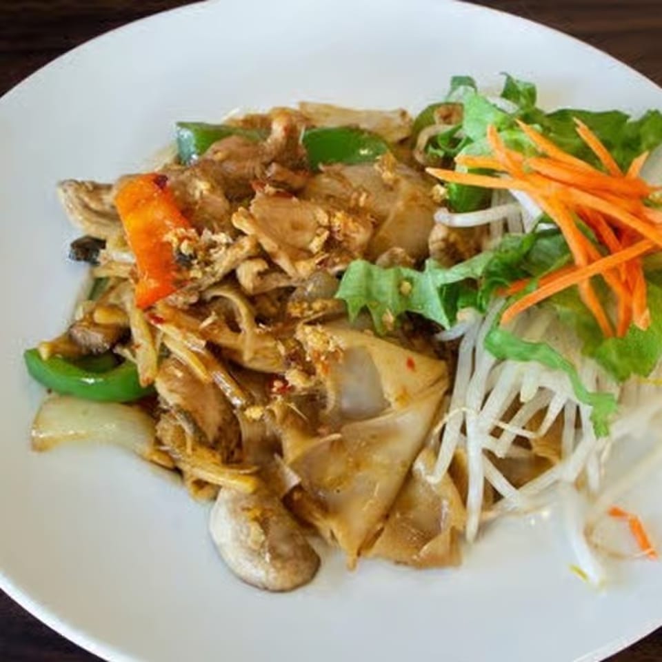 Drunken Noodles: Thai Spicy Stir-Fry